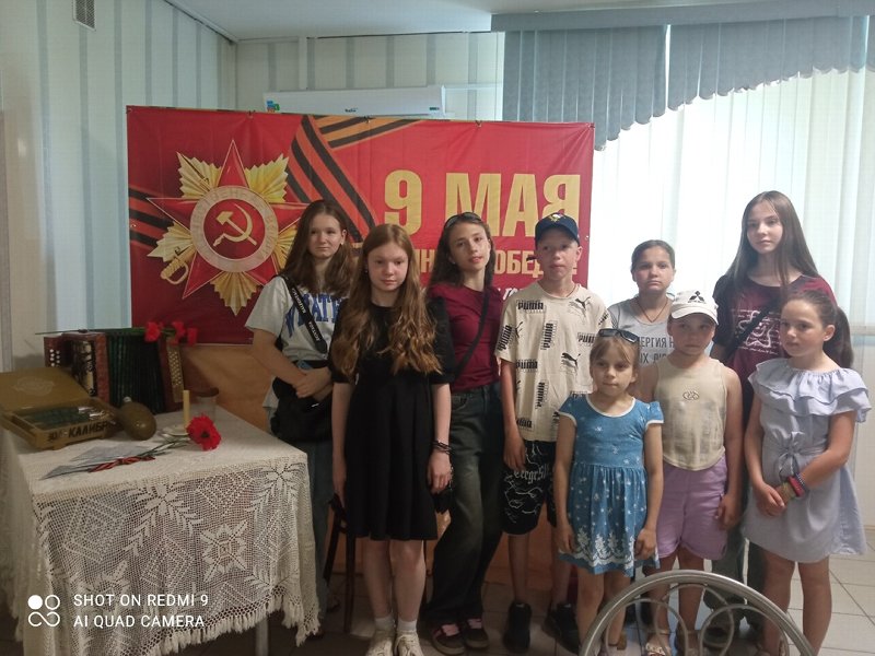 В Комплексном центре социального обслуживания Катав-Ивановского района были подведены итоги творческой акции «Открытка Герою»!